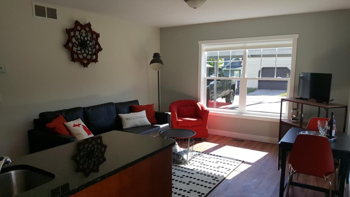Modern And Pristine Condo -By The Gt Commons مدينة ترافيرز المظهر الخارجي الصورة